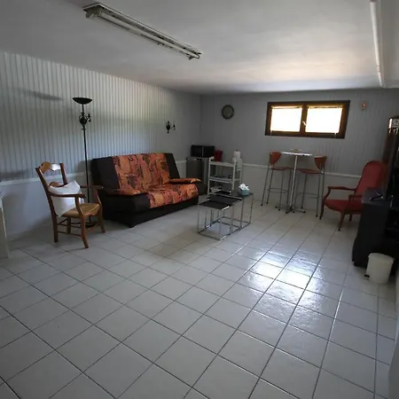 Studio Dans La Hortensia Meyzieu